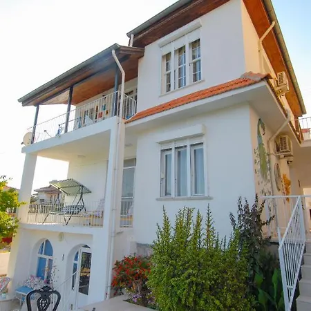 Διαμέρισμα Seaside Summer House, 2nd Floor